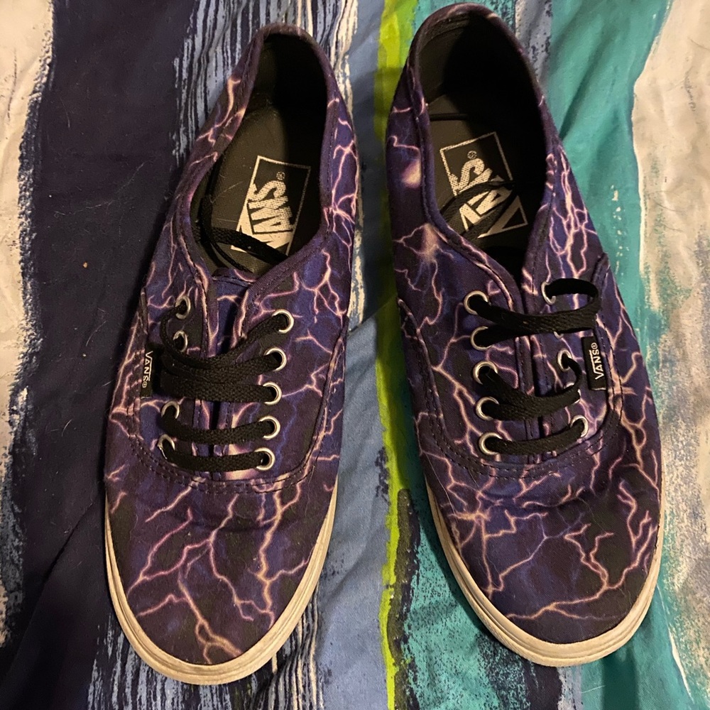 Lightening vans